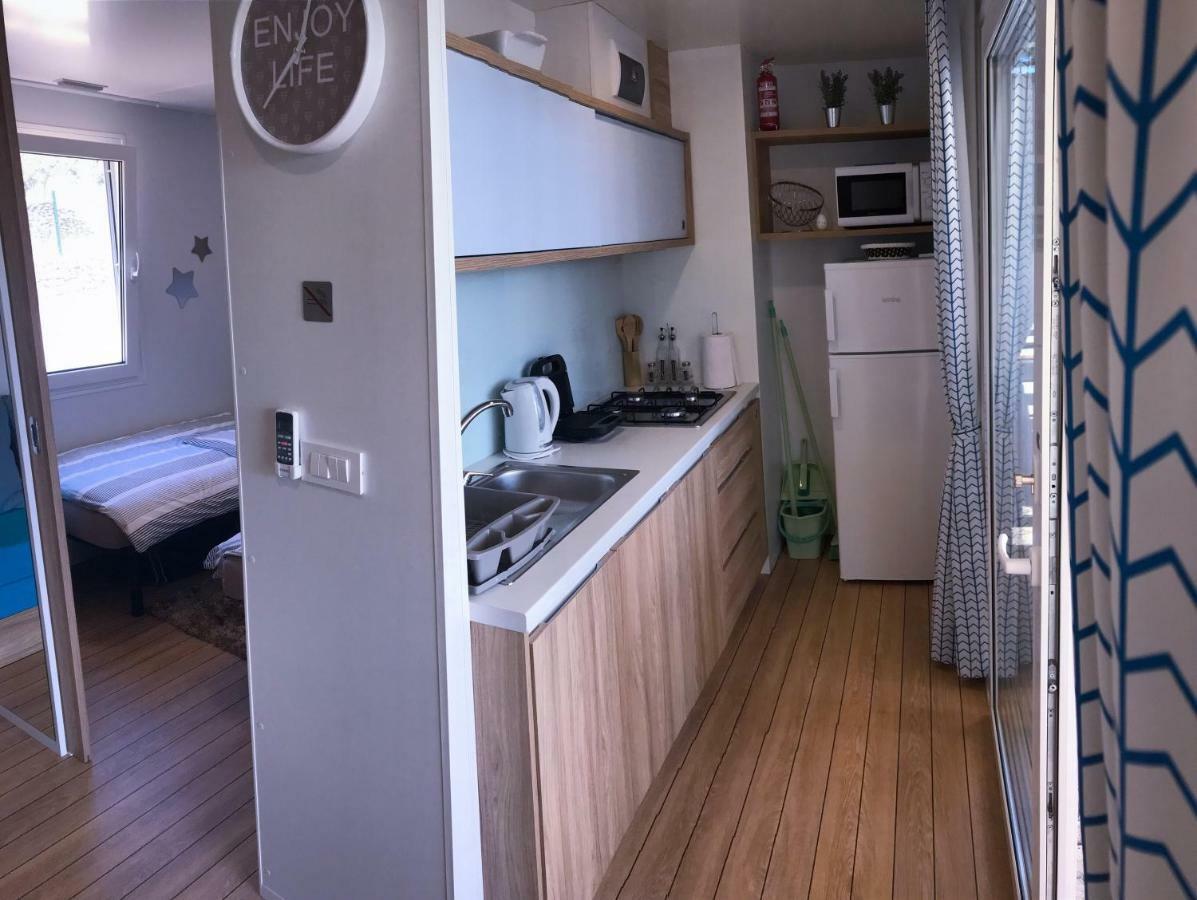 M&L Mobile Home Jezera Eksteriør bilde
